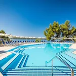 Aminess Vival Grand Azur 4*