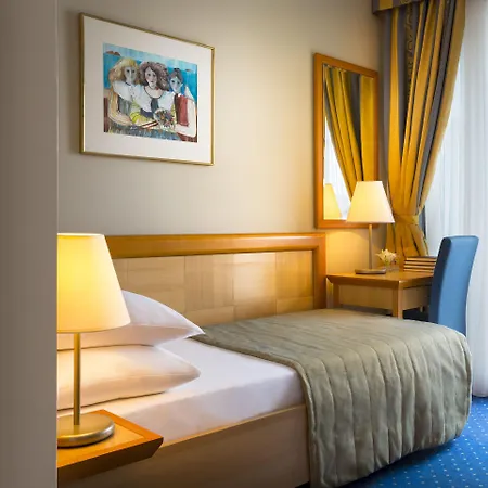 Aminess Vival Grand Azur 4* Orebić