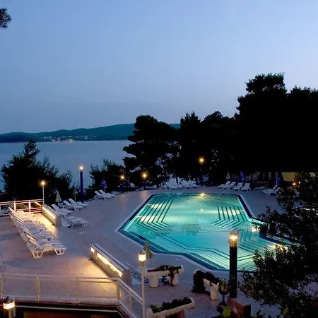 Aminess Vival Grand Azur Hotel 4*