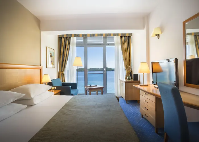 Aminess Vival Grand Azur Hotel