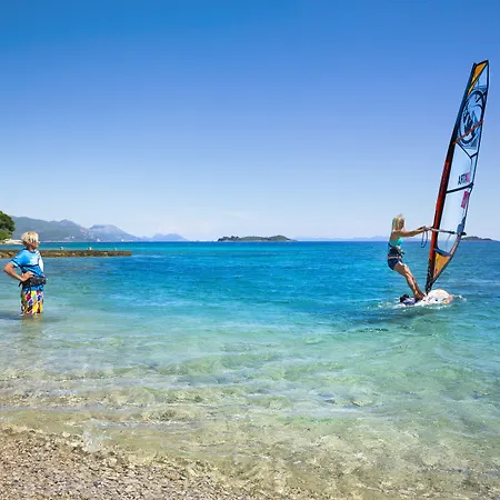 Ξενοδοχείο Aminess Vival Grand Azur 4*